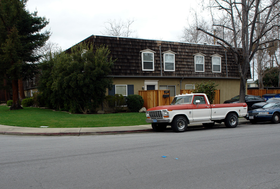 1225-1229 Balboa Ct in Sunnyvale, CA - Building Photo