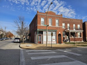 Park East in St. Louis, MO - Foto de edificio - Building Photo