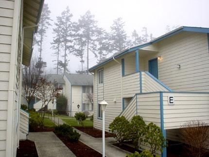 Harbor Ridge in Oak Harbor, WA - Building Photo