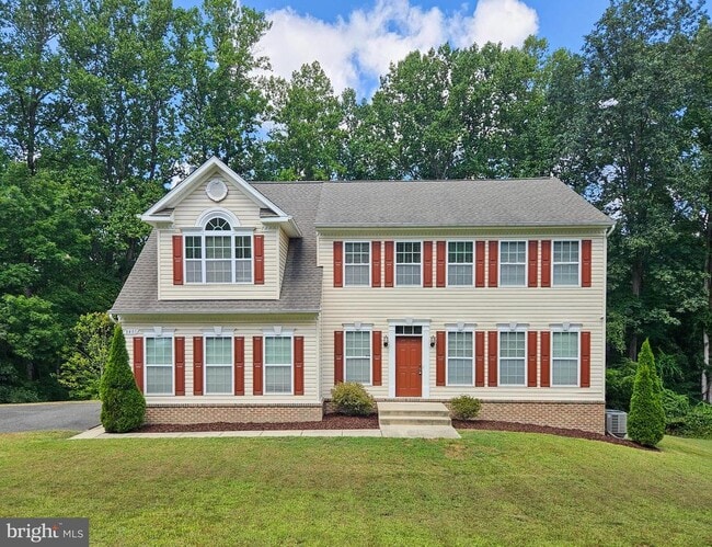 property at 8401 Hollow Tree Ln