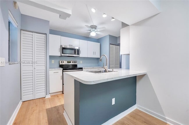 9912 Hammocks Blvd in Miami, FL - Building Photo - Building Photo