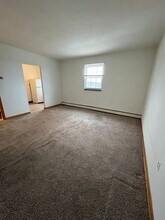 50 W 7th Ave in Conshohocken, PA - Building Photo - Building Photo