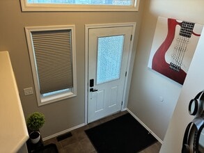 9318-9130 AvenueUpper in Grande Prairie, AB - Building Photo - Building Photo