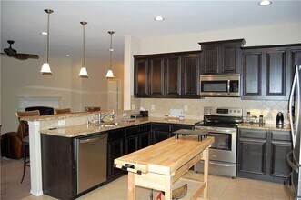 2201 Liriope Ln in Waxahachie, TX - Building Photo - Building Photo