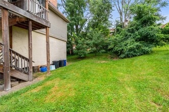 823 Lilac St in Pittsburgh, PA - Building Photo - Building Photo