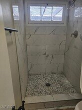 1017 E Oakey Blvd in Las Vegas, NV - Building Photo - Building Photo