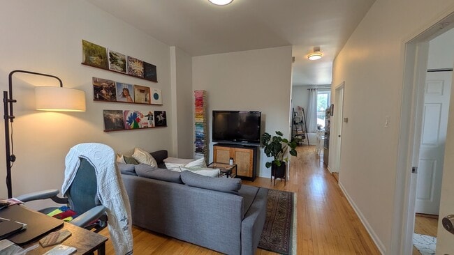 2322 W Rice St in Chicago, IL - Building Photo - Building Photo