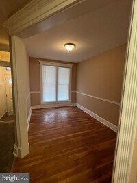 2417 McCulloh St photo'