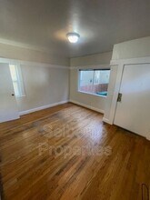 544 Merrimac St in Oakland, CA - Building Photo - Building Photo