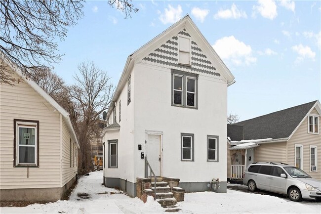 9 Fien St in Rochester, NY - Foto de edificio - Building Photo