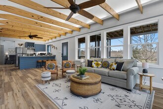 304 Tide St in Waveland, MS - Building Photo - Building Photo