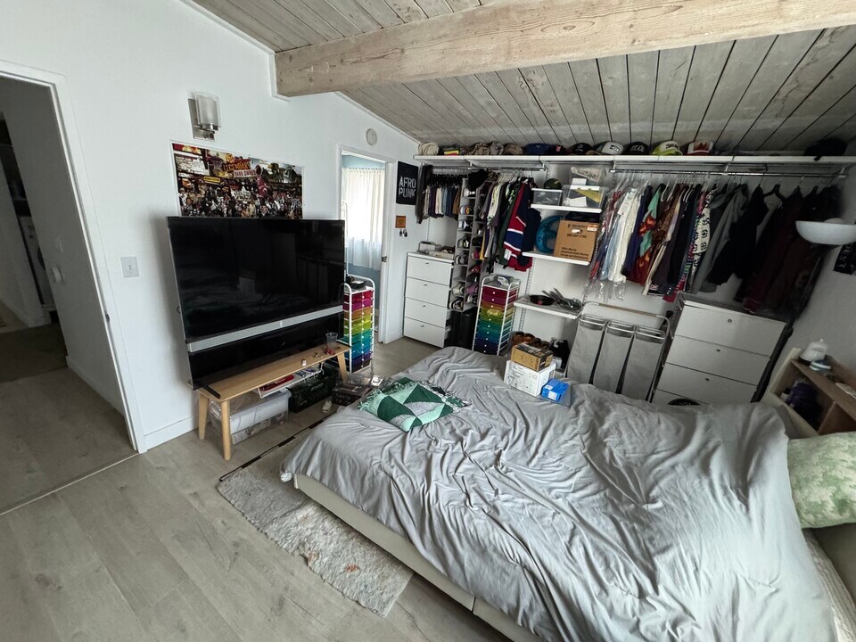 1404 Toberman St in Los Angeles, CA - Building Photo