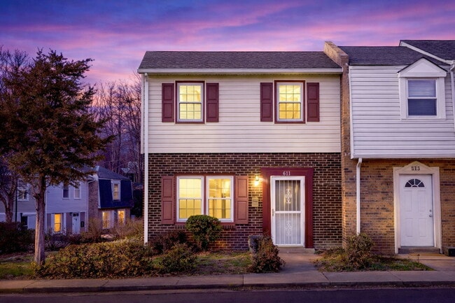 property at 611 Denton Cir