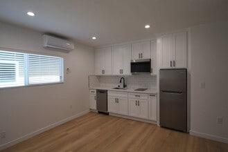 4201-05 Arch Drive in Los Angeles, CA - Building Photo - Building Photo