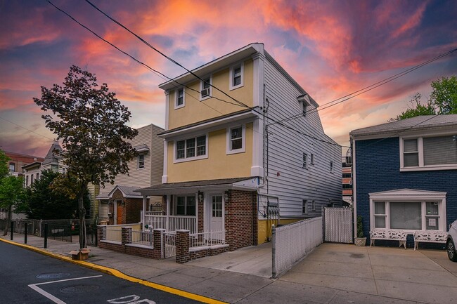 property at 520 34th St
