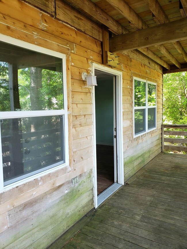 property at 108 Harbour Rd