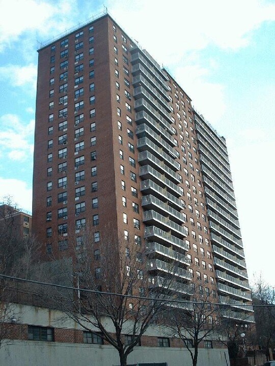 Cannon Heights Apartments in Bronx, NY - Foto de edificio