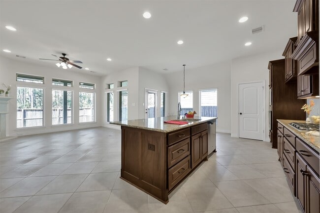 property at 150 N Greatwood Glen Pl