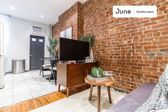 1626 Second Avenue in New York, NY - Building Photo - Building Photo