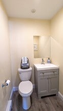 60 Weirs Rd in Gilford, NH - Building Photo - Building Photo