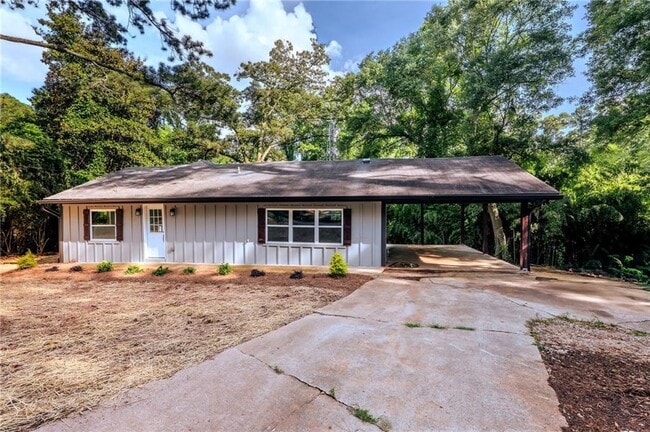 property at 206 Second St