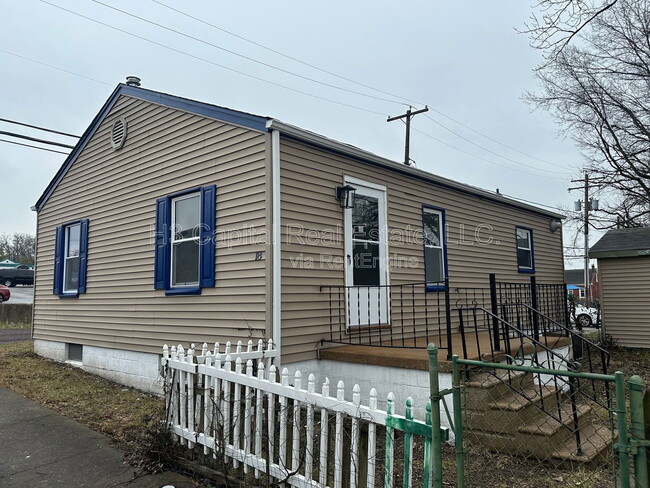 property at 18 W Garfield St