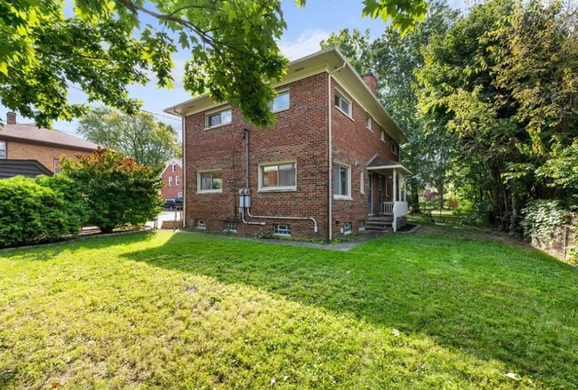 15334 Triskett Rd in Cleveland, OH - Building Photo - Building Photo