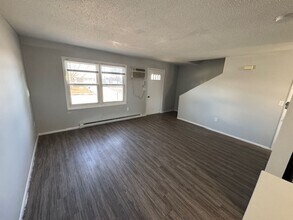 209-215-215 Keigher Dr in Manteno, IL - Building Photo - Building Photo