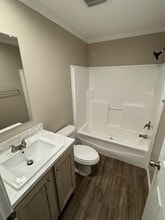 9027 Fairglade Dr N in Jacksonville, FL - Building Photo - Building Photo