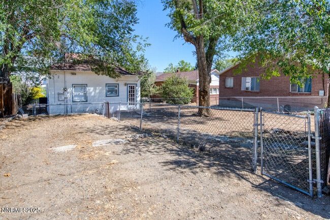 1151 Seminary Ave in Reno, NV - Building Photo - Building Photo