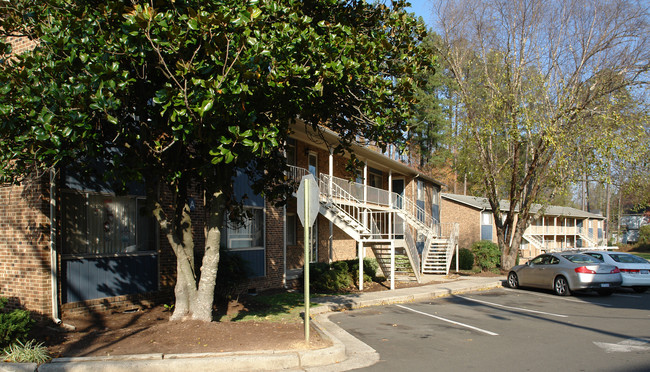 Morreene Manor Apartments in Durham, NC - Building Photo - Building Photo