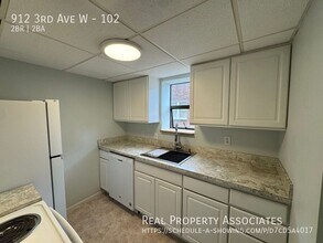 912 3rd Ave W in Seattle, WA - Building Photo - Building Photo