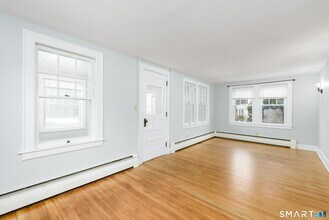 170 Lake Dr in East Hampton, CT - Building Photo - Building Photo