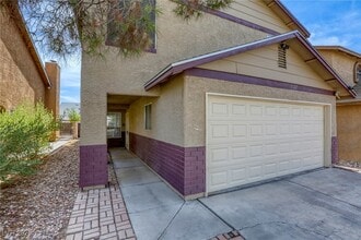 3922 Gulliver St in Las Vegas, NV - Building Photo - Building Photo