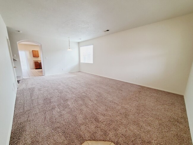 2870 Desert Sage Ave SW in Los Lunas, NM - Building Photo - Building Photo