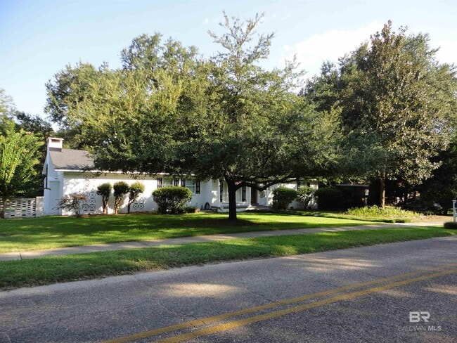 371 S Church St in Fairhope, AL - Building Photo - Building Photo