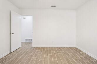 5507 Silver Bow Trail in Arlington, TX - Building Photo - Building Photo