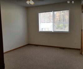 56 Sunset Rd N, Unit Sunset Road North Ontario in Ontario, OH - Foto de edificio - Building Photo