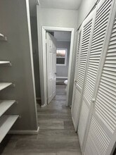 725 St Norbert Dr in Sauget, IL - Building Photo - Building Photo