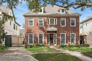 4230 Byron St in Houston, TX - Building Photo