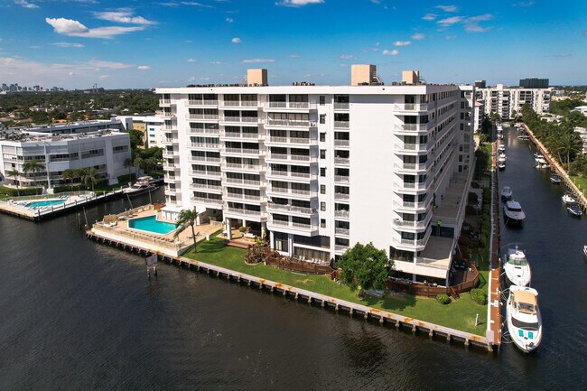 Pilot House Condominiums in Fort Lauderdale, FL - Foto de edificio - Building Photo