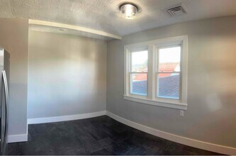 320 Hellam St-Unit -Apt 2 in Wrightsville, PA - Building Photo - Building Photo