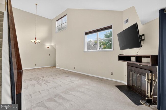 5812 Orchard Hill Ct in Clifton, VA - Building Photo - Building Photo