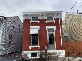 929 Boone St in Newport, KY - Building Photo