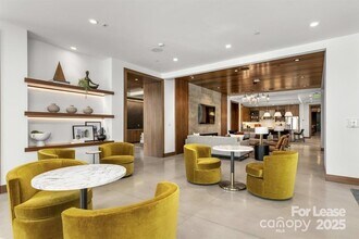 4220 Colony Plz Dr, Unit 11B in Charlotte, NC - Building Photo - Building Photo