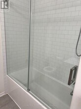 1537 Wheatcroft Dr in Oshawa, ON - Building Photo - Building Photo