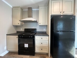 76 E U.S. Hwy 6 in Valparaiso, IN - Building Photo - Building Photo