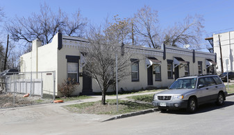 2517-2529 Clay St Apartments