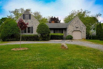 455 Fred St in Southold, NY - Building Photo - Building Photo