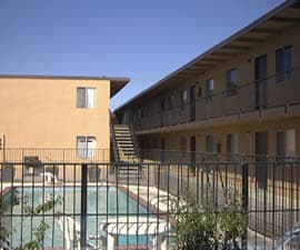 Casa Lobelia Apartments in Oxnard, CA - Building Photo - Building Photo